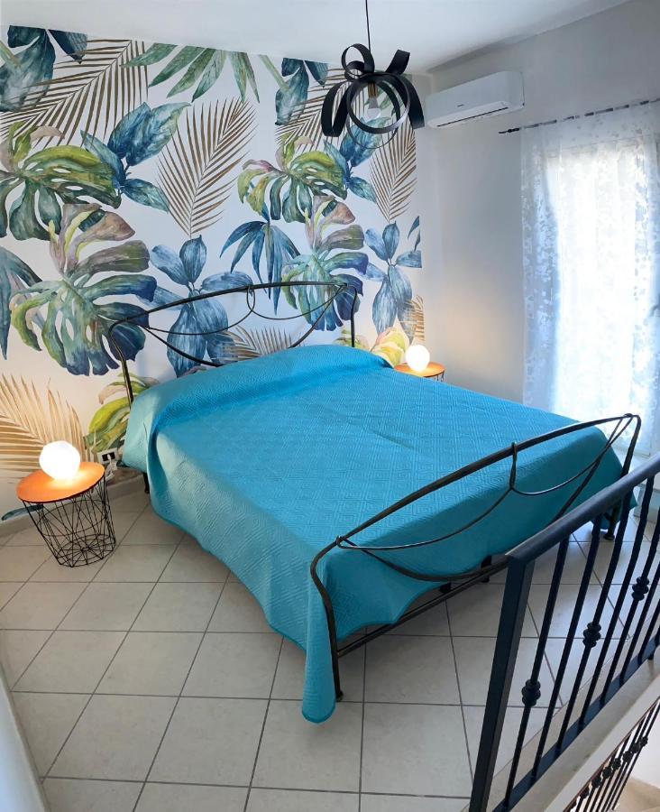 Nyx Dea Della Notte Apartment Бари Екстериор снимка